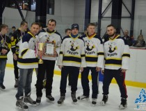 Награждение призеров соревнований г.Барнаула по хоккею.