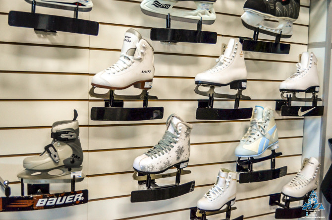 Магазин хоккейной экипировки в «Карандин-Арене»